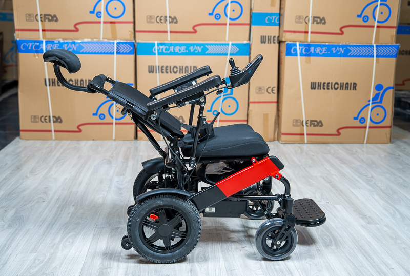 Những Lưu Ý Khi Chọn Xe Lăn Cho Người Sau Tai Biến